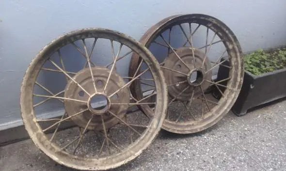 Ruedas Ford A