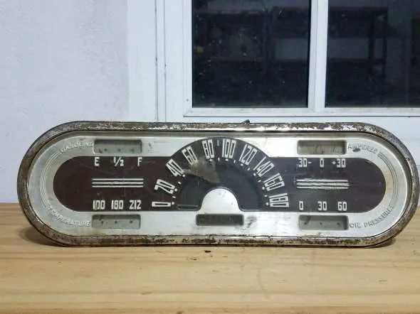 Tablero Auto Antiguo