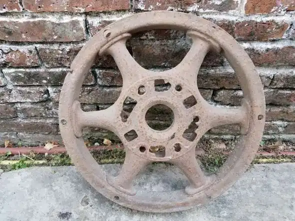 Rueda Auto Antiguo