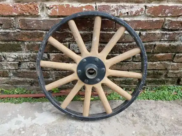Rueda Ford T 30 X 3 Y Medio