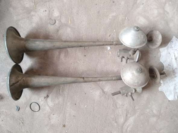 Bocinas Antiguas