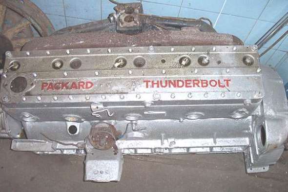 Motor Packard 8 Cilindros