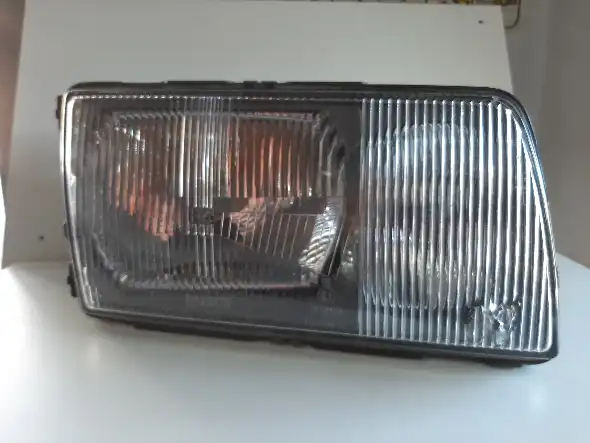 Óptica Mercedes Benz