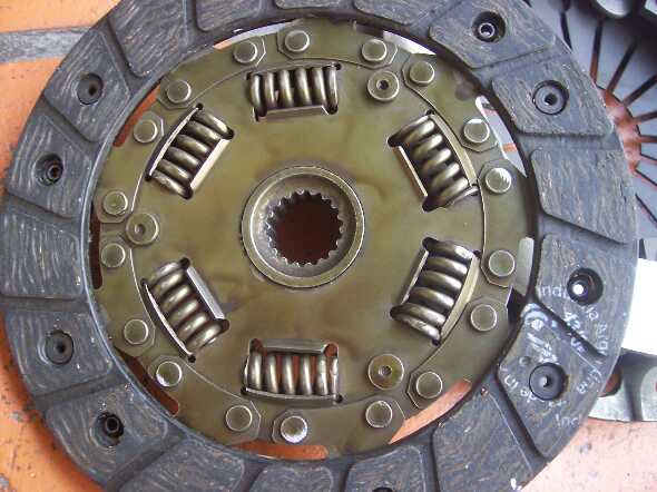 Embrague Placa Y Disco Para Daihatsu Wide 55 S60
