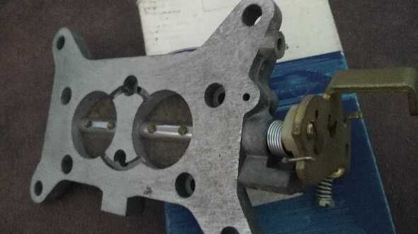 Base Con Eje Carburador Holley 2 Bocas