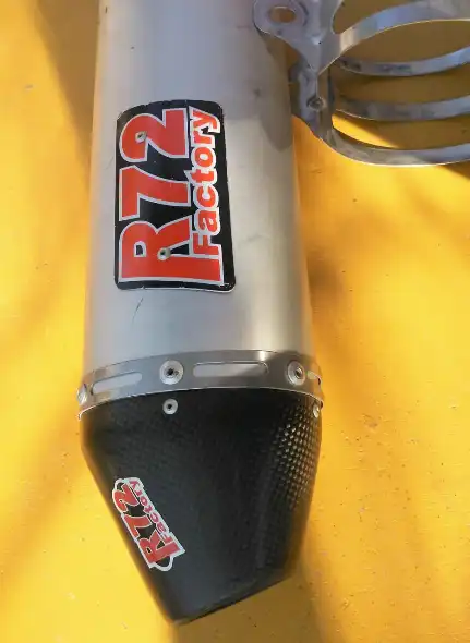 Escape R72 Carbono