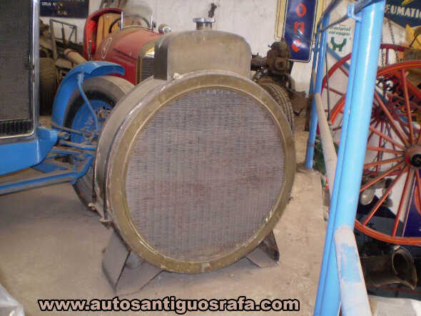 Radiador Muy Antiguo P.grenier