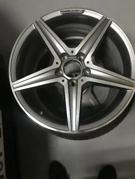 Llanta Mercedes Benz Amg 18"