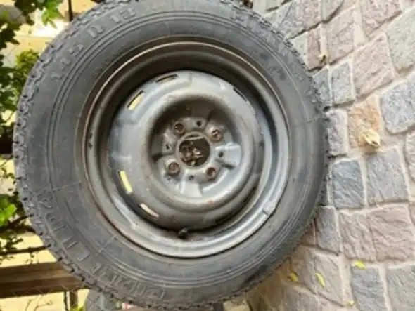Rueda Completa 147 Pirelli 145 R13