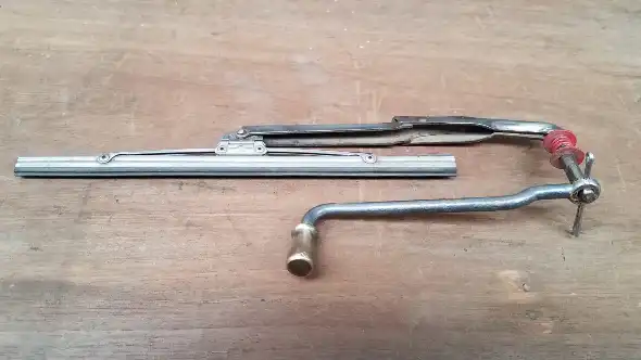 Limpia Parabrisas Manual