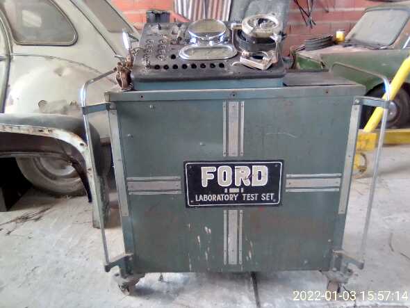 Antiguo Aparato Pruebas Laboratorio Ford, Año 1930