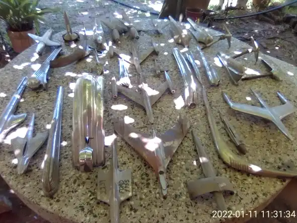 Gran Variedad Antiguos Ornamentos Para Automoviles Clasicos