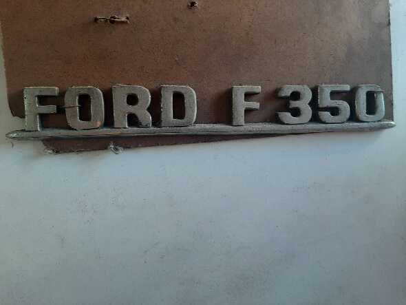 Insignia Ford F-350