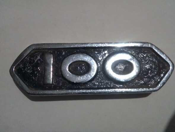 Insignia  Dodge 100