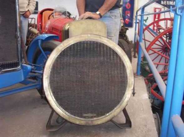 Radiador Redondo Antiguo