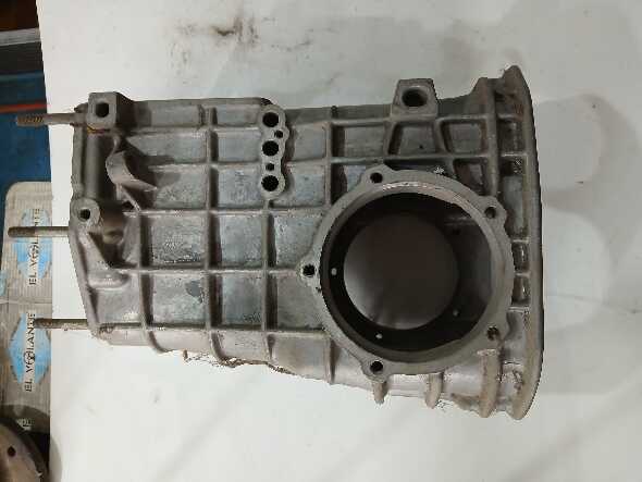 Carcaza Caja Fiat 600