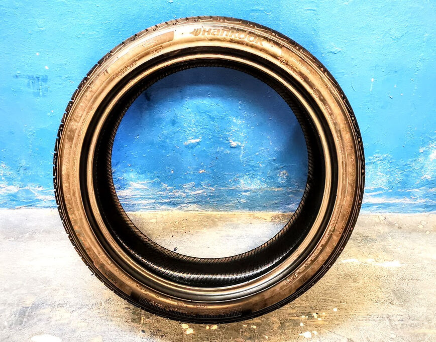 Neumaticos Hankook 255-40-20