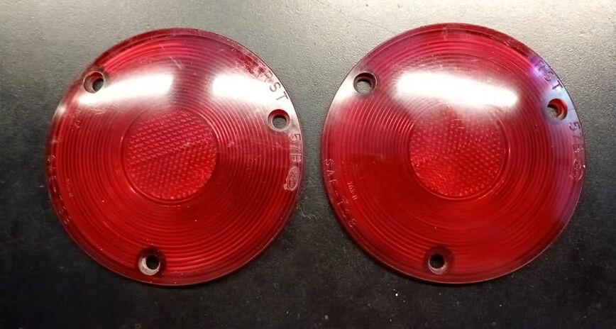 Juego Opticas Plasticas Traseras Originales Ford Econoline 1961 Al 67 - Nuevos Fomoco