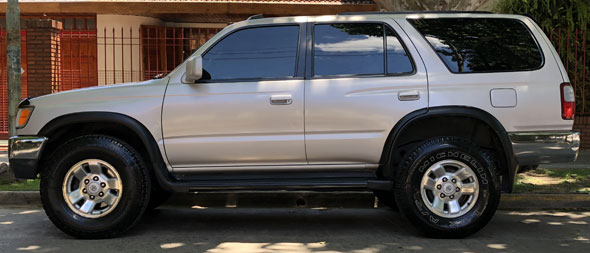 Toyota Hilux SW4