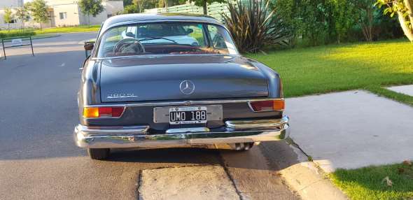 Mercedes Benz 280SE