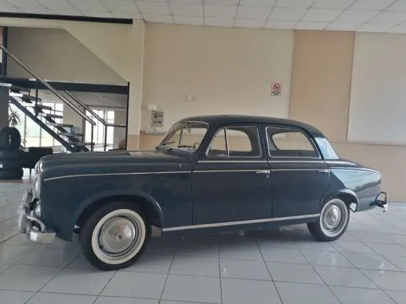 Peugeot 403