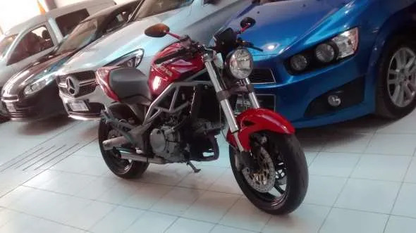 Cagiva Raptor 650