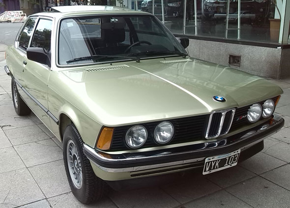 BMW 320