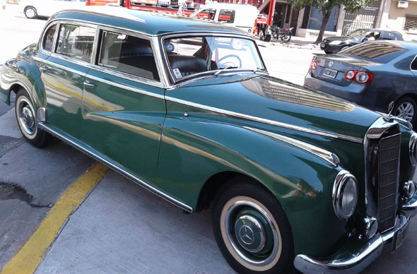 Mercedes Benz Adenauer 300