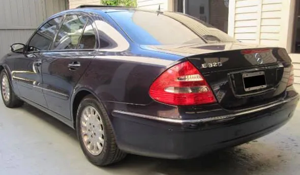 Mercedes Benz E320