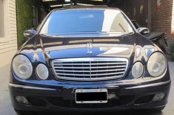 Mercedes Benz E320