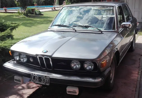 BMW 528i