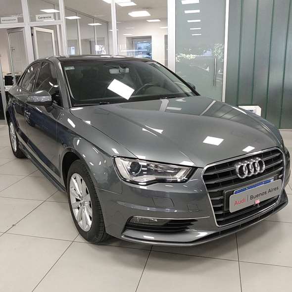 Audi A3 Sedán 1.4 TFSI AT