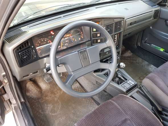Peugeot 505 SRI 2.2 1994