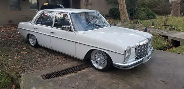 Mercedes Benz  240D