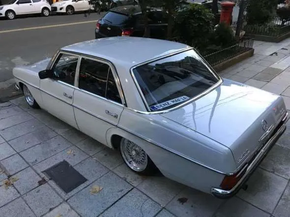 Mercedes Benz  240D