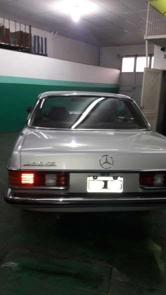 Mercedes Benz 230 CE