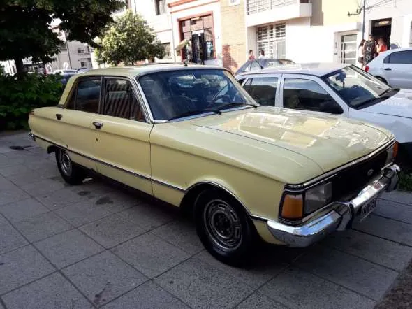 Ford Falcon Deluxe 1980. 221 3.6