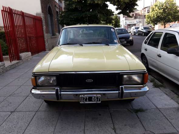 Ford Falcon Deluxe 1980. 221 3.6