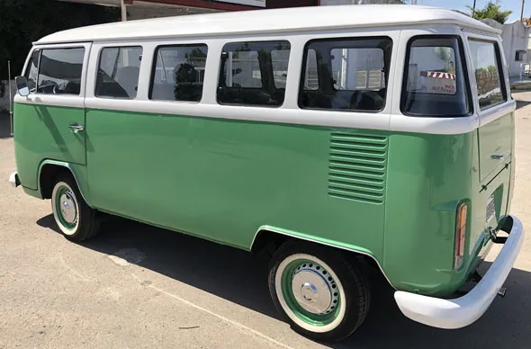 Volkswagen Kombi