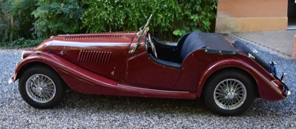 Morgan  Plus4