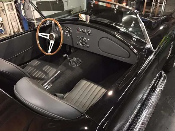Shelby  Cobra