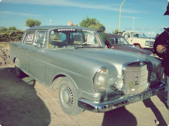 Mercedes Benz 220 SE