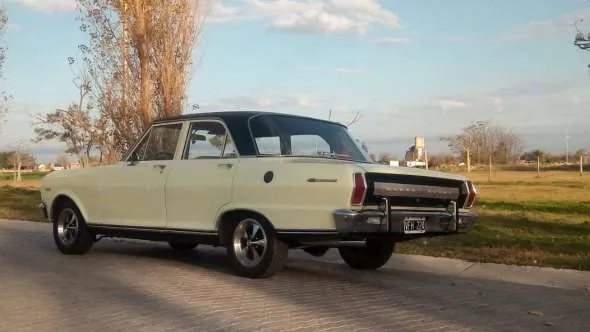 Chevrolet 400 Super Sport