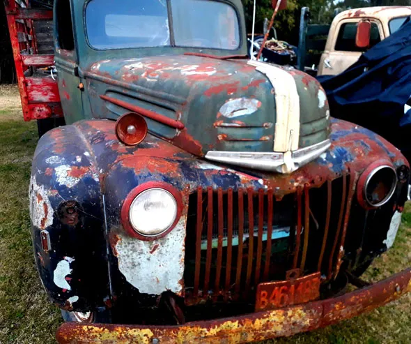 Ford V8 1946