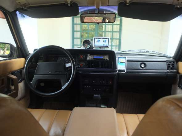 Volvo 240GL