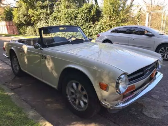 Triumph TR6