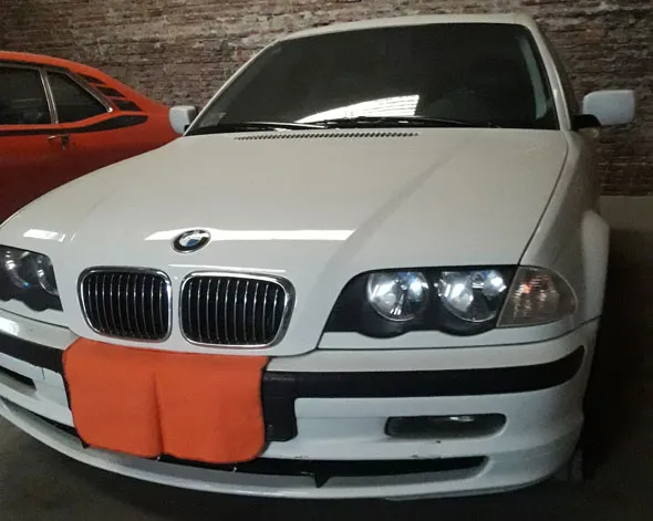BMW  2000