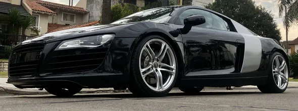 Audi  R8