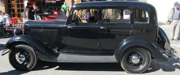 Plymouth 1934 Sedán