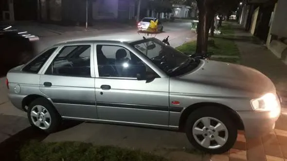 Ford Escort CLX